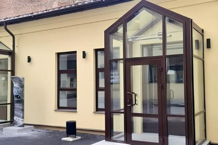 Двери с терморазрывом